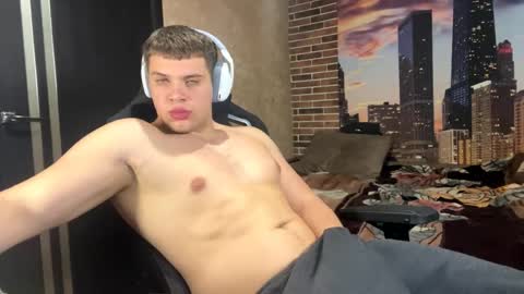 Snapshot of musclephantom chatting on 04-07-26, 08:20 Egor online show from 04-07-26, 08:20