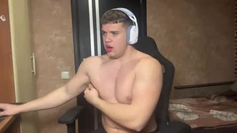 Snapshot of musclephantom chatting on 04-26-26, 08:17 Egor online show from 04-26-26, 08:17