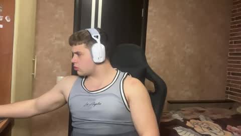 Snapshot of musclephantom chatting on 05-07-26, 08:58 Egor online show from 05-07-26, 08:58