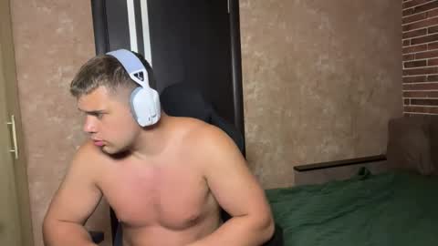 Snapshot of musclephantom chatting on 05-22-26, 08:25 Egor online show from 05-22-26, 08:25