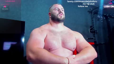 Snapshot of muscularjohnforu chatting on 06-03-26, 10:07 click icon for peach online show from 06-03-26, 10:07