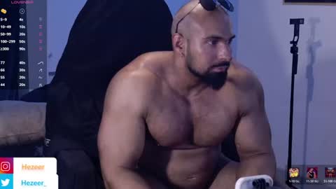 Snapshot of musculusx chatting on 08-10-26, 12:15 Musculus online show from 08-10-26, 12:15