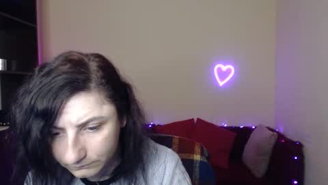 Jeneva online show from 12-15-25, 06:34