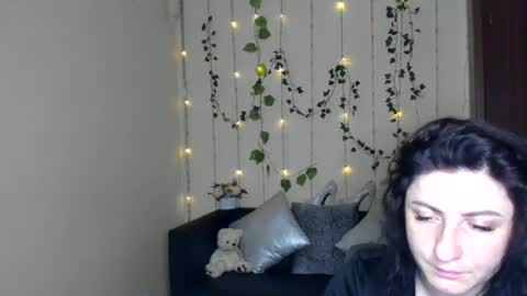 Jeneva online show from 06-15-26, 05:20