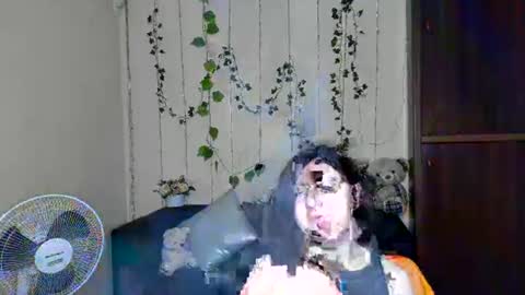 Jeneva online show from 06-20-26, 06:00