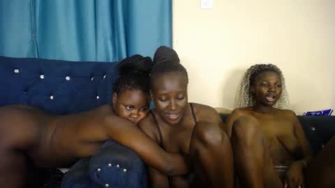 Milly online show from 03-22-26, 08:34