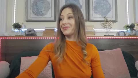 Luna  online show from 02-04-26, 09:31