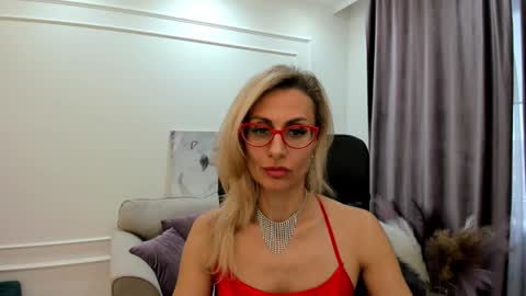 Snapshot of museofstage chatting on 01-16-25, 12:09 Diana online show from 01-16-25, 12:09