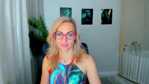 Snapshot of museofstage chatting on 05-02-26, 11:37 Diana online show from 05-02-26, 11:37