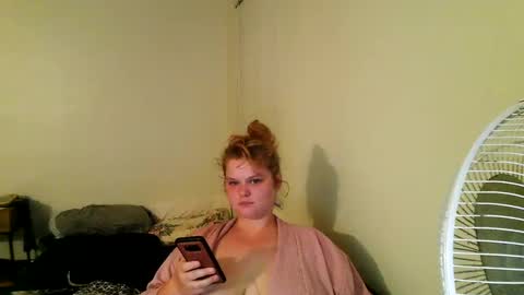 Snapshot of mushymummy000 chatting on 10-07-25, 12:24 mushymummy000 online show from 10-07-25, 12:24