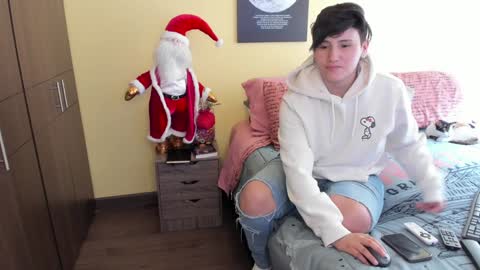 VALENTINA Luna  online show from 12-21-24, 03:09