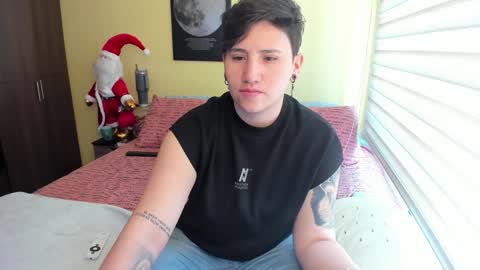 VALENTINA Luna  online show from 01-01-25, 05:33