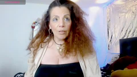 Mussa Hott online show from 05-12-26, 12:19