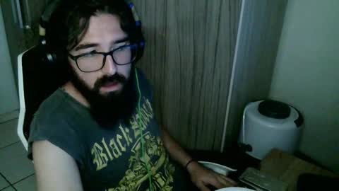 mustacheraider online show from 02-03-26, 01:16