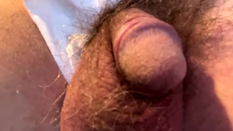 Snapshot of mutualjerk chatting on 02-21-25, 03:43 bighead mature oldcock love hairy pussy C2C married..hairy women more than welcome. Tips not required but appreciated online show from 02-21-25, 03:43