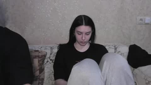 cute couple online show from 05-02-26, 07:30