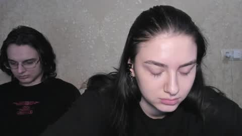 cute couple online show from 05-17-26, 06:37