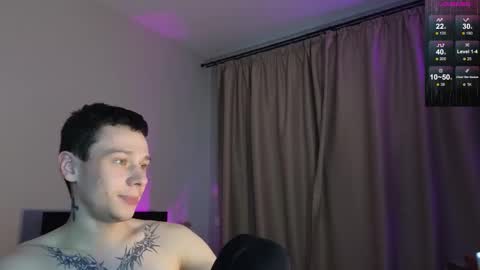 1x1 online show from 11-06-25, 01:01