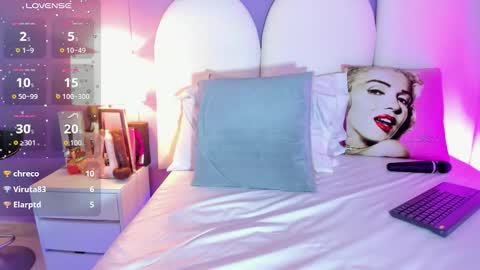 my_aleja_ online show from 11-06-25, 03:13