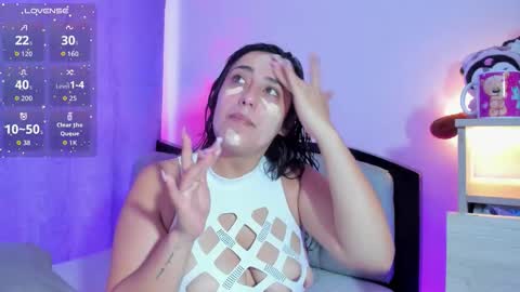 Snapshot of my_aleja_ chatting on 02-13-26, 12:23 my_aleja_ online show from 02-13-26, 12:23