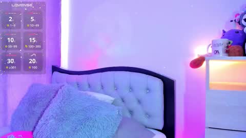 Snapshot of my_aleja_ chatting on 03-10-26, 01:05 my_aleja_ online show from 03-10-26, 01:05