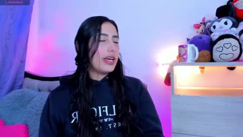 Snapshot of my_aleja_ chatting on 03-27-26, 02:17 my_aleja_ online show from 03-27-26, 02:17