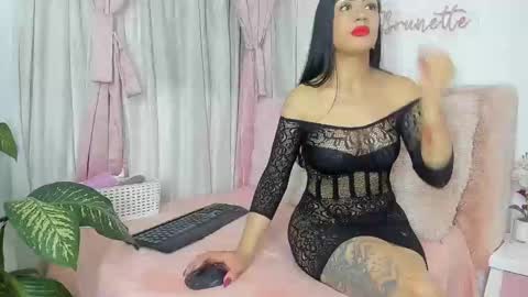 Snapshot of my_brunetteee chatting on 02-04-25, 01:34 my_brunetteee online show from 02-04-25, 01:34