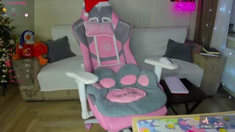 Emmy online show from 12-24-24, 04:19