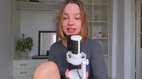  MIA  I will be here Monday Wednesday Thursday Saturday online show from 09-30-25, 08:41