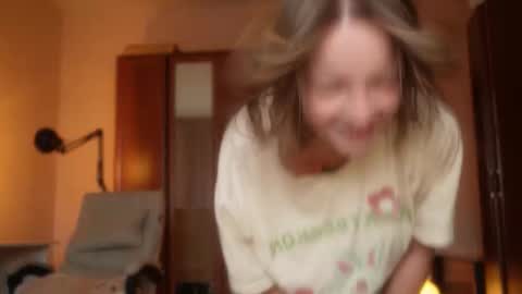  MIA  I will be here Monday Wednesday Thursday Saturday online show from 10-10-25, 09:19