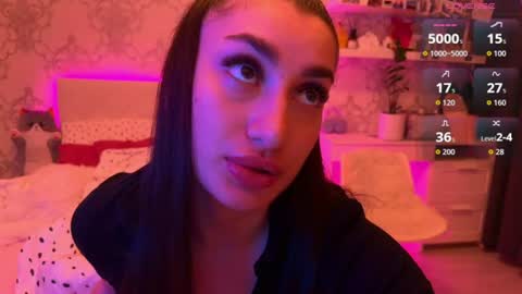 Naomi online show from 06-10-26, 09:57