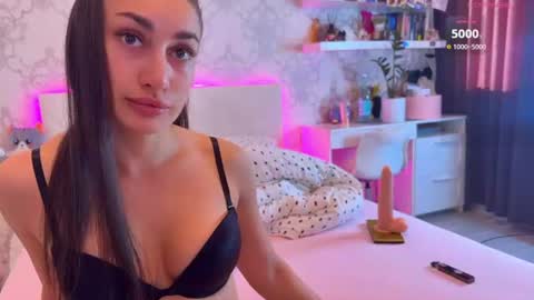 Naomi online show from 07-19-26, 03:16