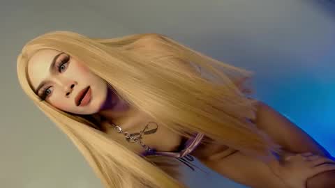 Snapshot of my_oh_my18 chatting on 12-07-24, 05:31 ROYCE online show from 12-07-24, 05:31