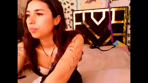 miagosling  NTMU  Dont forget follow me  online show from 10-02-25, 07:54