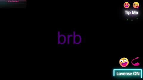 Snapshot of myawka chatting on 04-11-26, 07:45 Mia online show from 04-11-26, 07:45