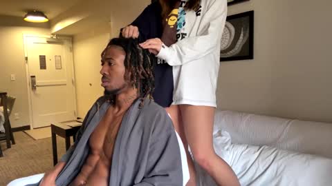 Snapshot of mycreamydreams chatting on 01-25-25, 10:18 mycreamydreams online show from 01-25-25, 10:18