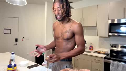 Snapshot of mycreamydreams chatting on 03-08-25, 12:22 mycreamydreams online show from 03-08-25, 12:22