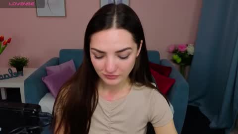 Snapshot of myellaluvs chatting on 10-21-25, 08:20 Ella online show from 10-21-25, 08:20