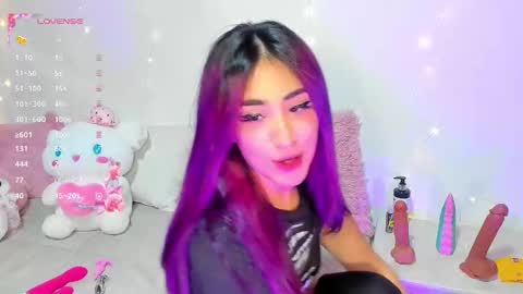 Snapshot of myeong_ chatting on 10-11-25, 10:19 online show from 10-11-25, 10:19