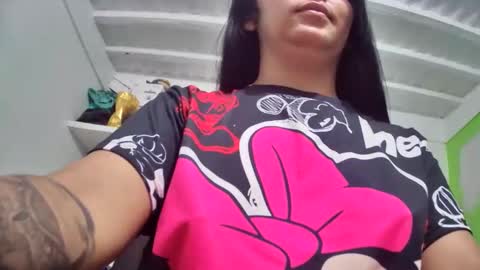 Snapshot of myhoney_hot chatting on 12-02-24, 10:28 myhoney_hot online show from 12-02-24, 10:28