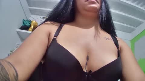 Snapshot of myhoney_hot chatting on 12-03-24, 02:05 myhoney_hot online show from 12-03-24, 02:05