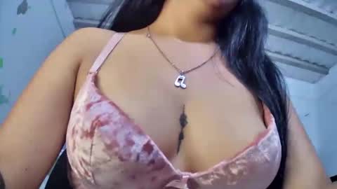 Snapshot of myhoney_hot chatting on 09-25-25, 01:15 myhoney_hot online show from 09-25-25, 01:15