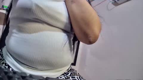 Snapshot of myhoney_hot chatting on 03-15-26, 02:56 myhoney_hot online show from 03-15-26, 02:56