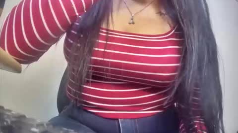 Snapshot of myhoney_hot chatting on 03-31-26, 12:34 myhoney_hot online show from 03-31-26, 12:34
