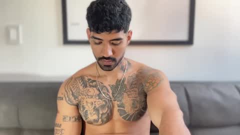 Myke esthetic online show from 01-13-25, 06:05