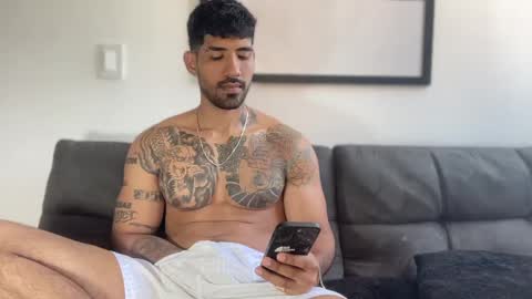 Myke esthetic online show from 01-22-25, 05:17