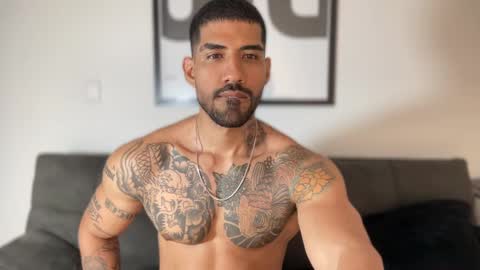 Myke esthetic online show from 02-18-25, 01:43