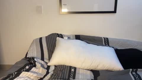 Myke esthetic online show from 09-13-25, 06:40