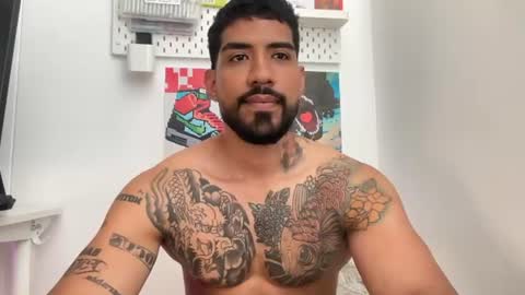 Myke esthetic online show from 06-10-26, 03:22
