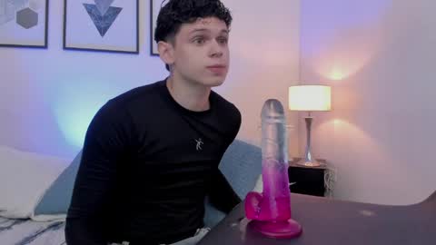 Mykel   online show from 05-11-26, 04:04